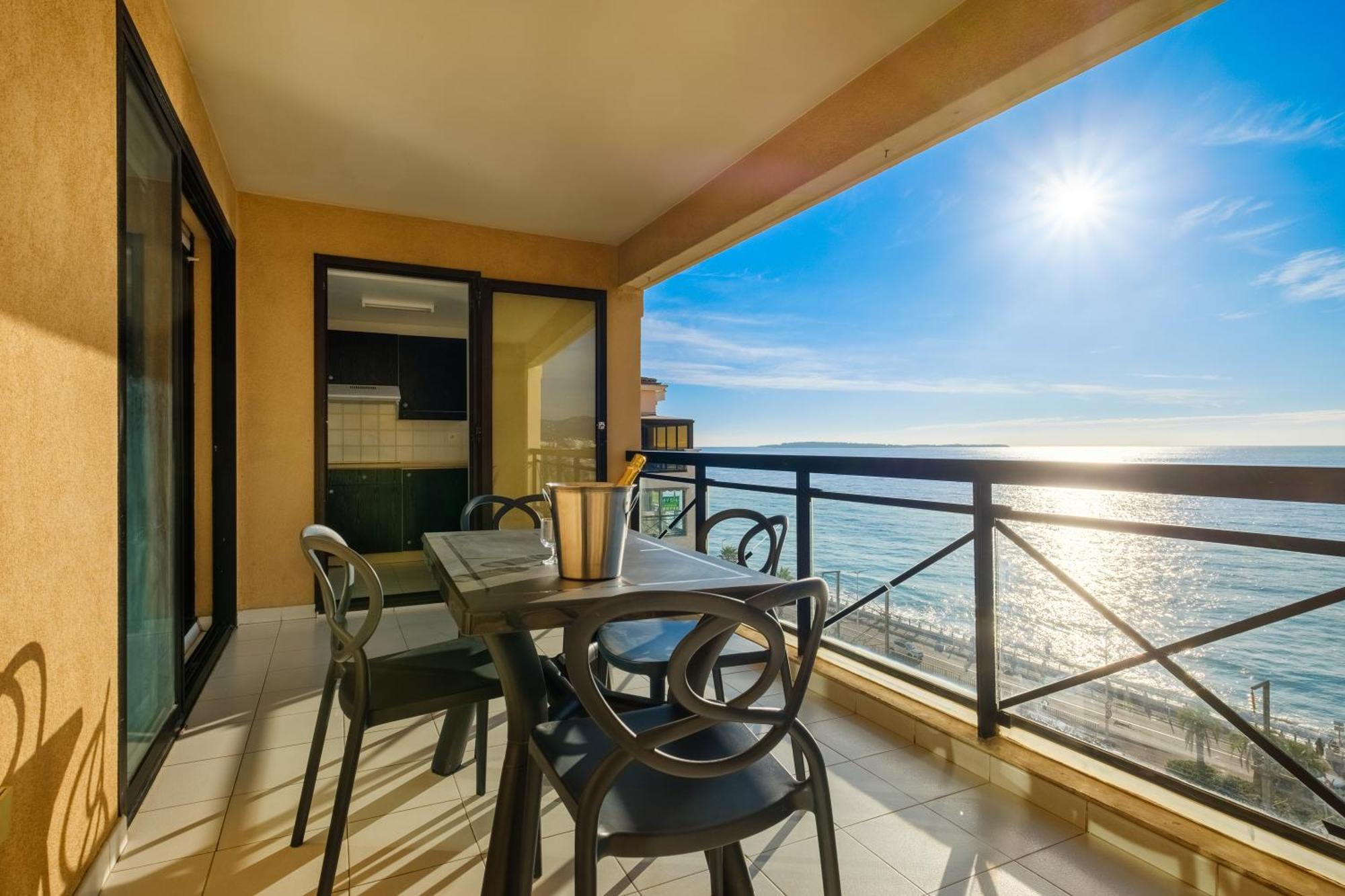 Residhotel Villa Maupassant Cannes Kültér fotó