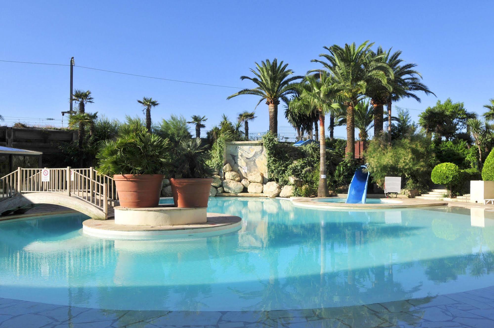 Residhotel Villa Maupassant Cannes Kültér fotó